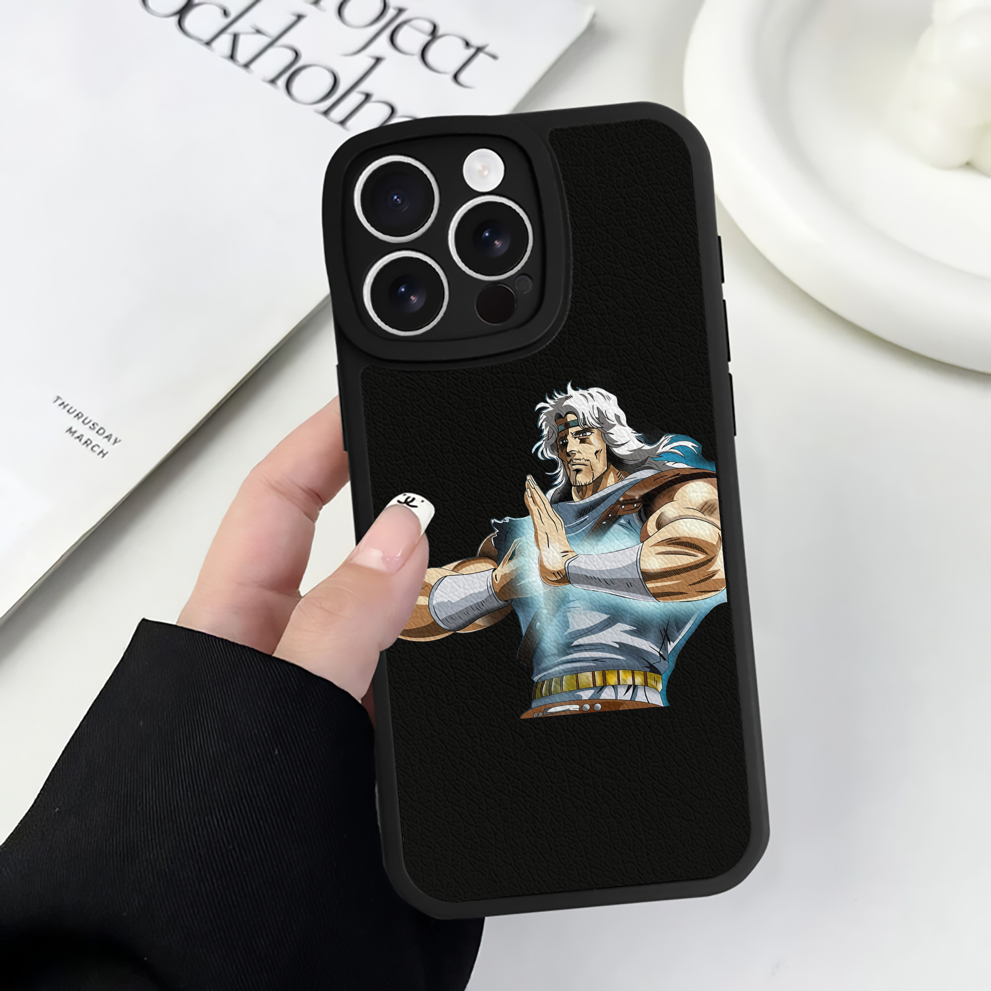 （画像用） 北斗の拳 Fist of the North Star 【iPhone 16シリーズ対応】シリコンスマホケース（レザー調） 材質：シリコン